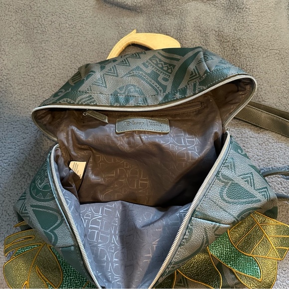 Danielle Nicole | Bags | Rare Danielle Nicole Disney Maui Backpack ...